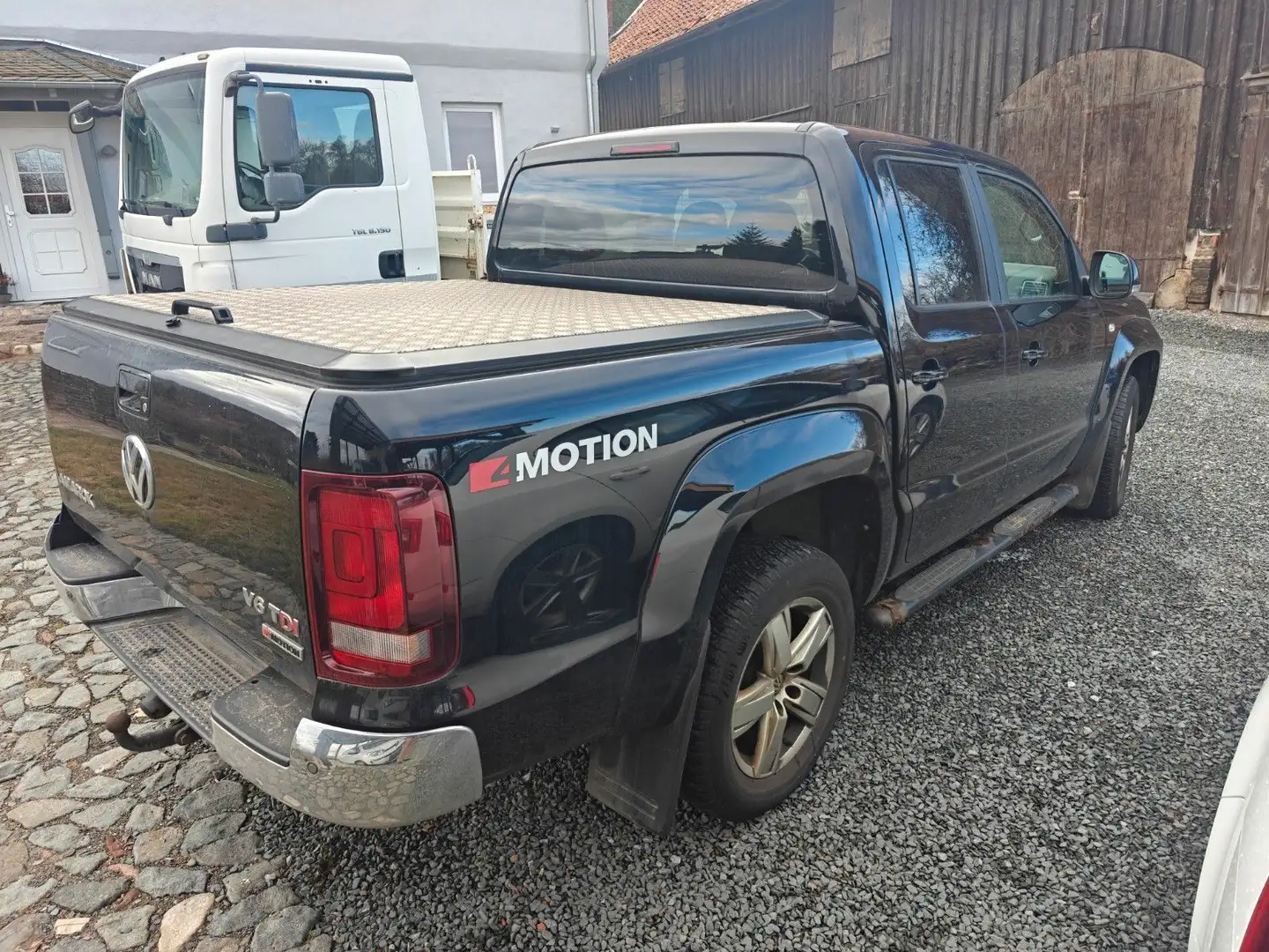 Volkswagen Amarok Highline DoubleCab 4Motion Schwarz - 2