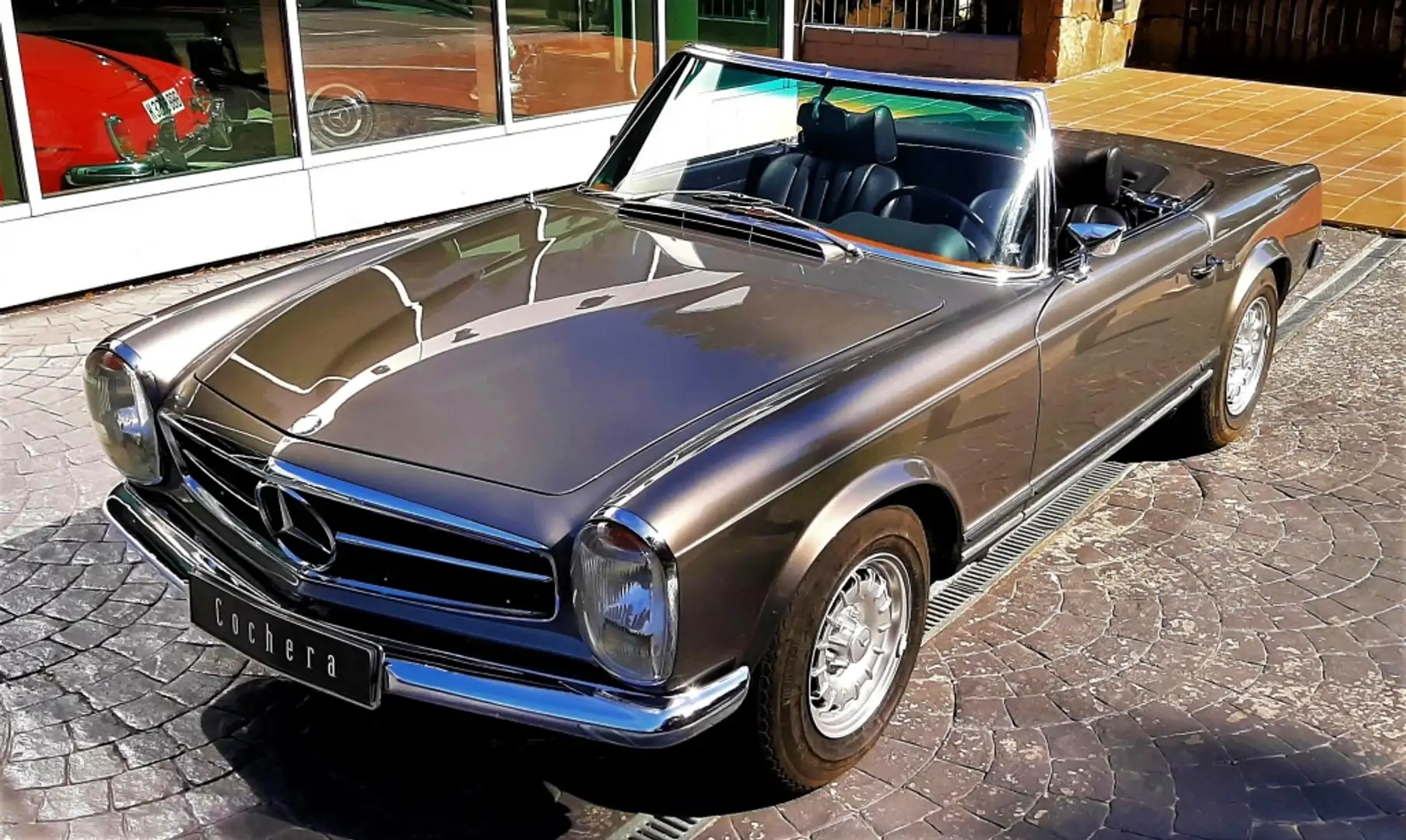 Mercedes-Benz SL 280 (113) Gris - 1