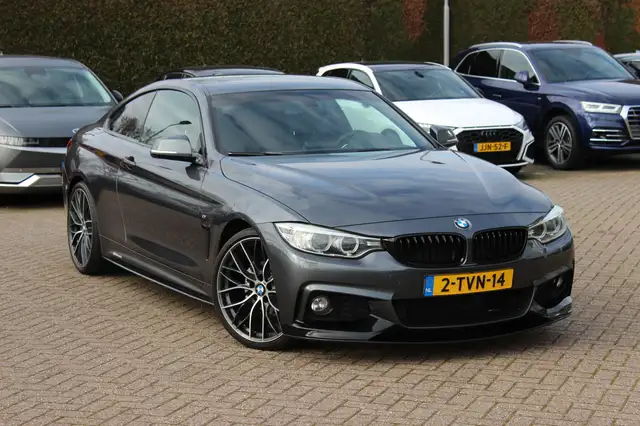 BMW 420 4-serie Coupé 420i Executive M Sport / Alcantara /