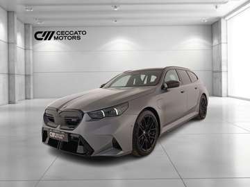 Touring 4.4 727cv auto