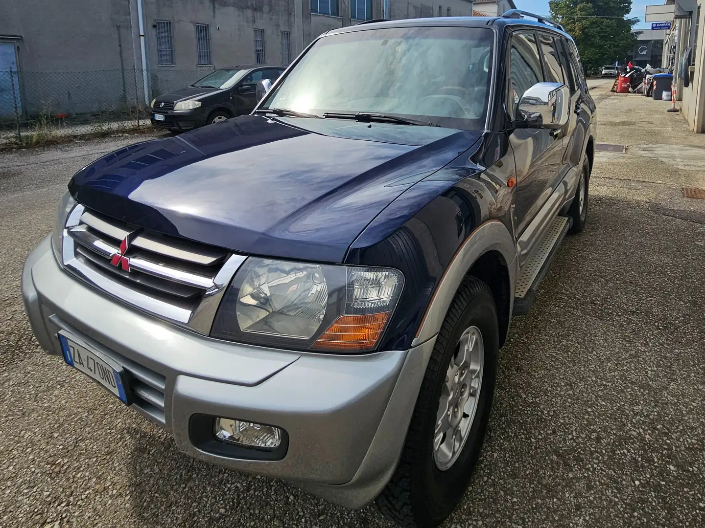 Mitsubishi Pajero Pajero 5p 3.5 V6 gdi 24v GLS-2 auto Blu/Azzurro - 1