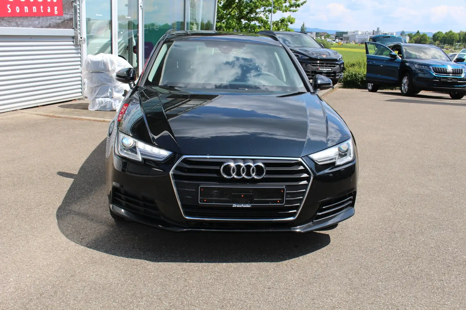 Audi A4 Avant 2.0 TDI  S-tronic Schwarz - 2