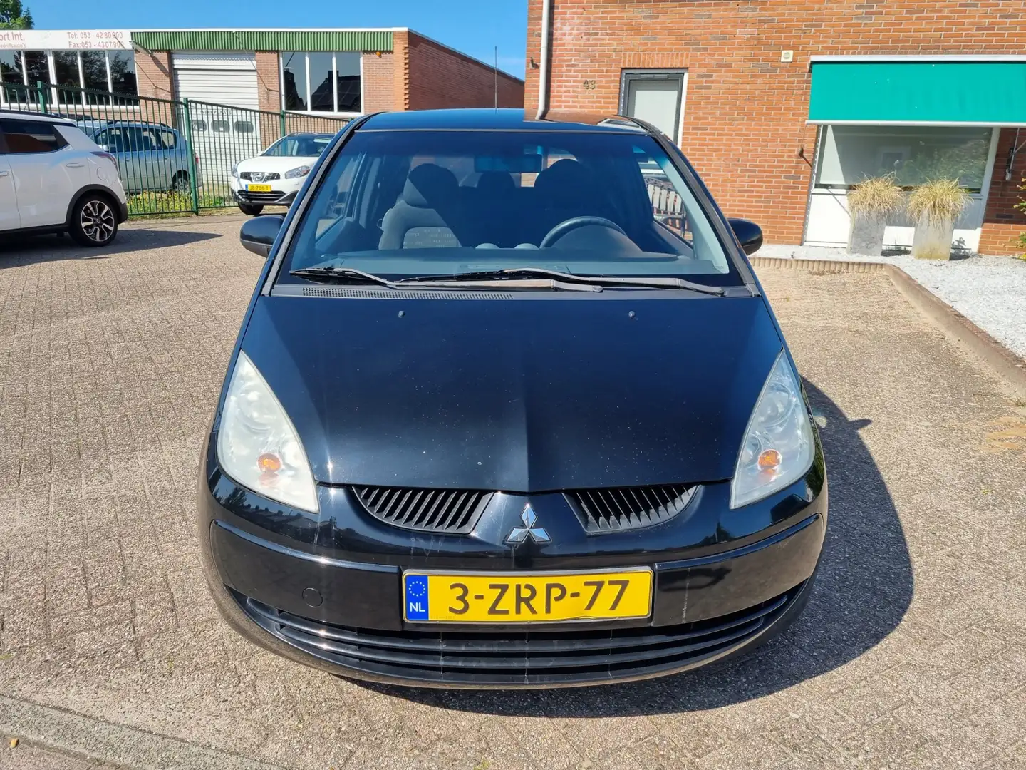 Mitsubishi Colt 1.3 Inform AIRCO Zwart - 2