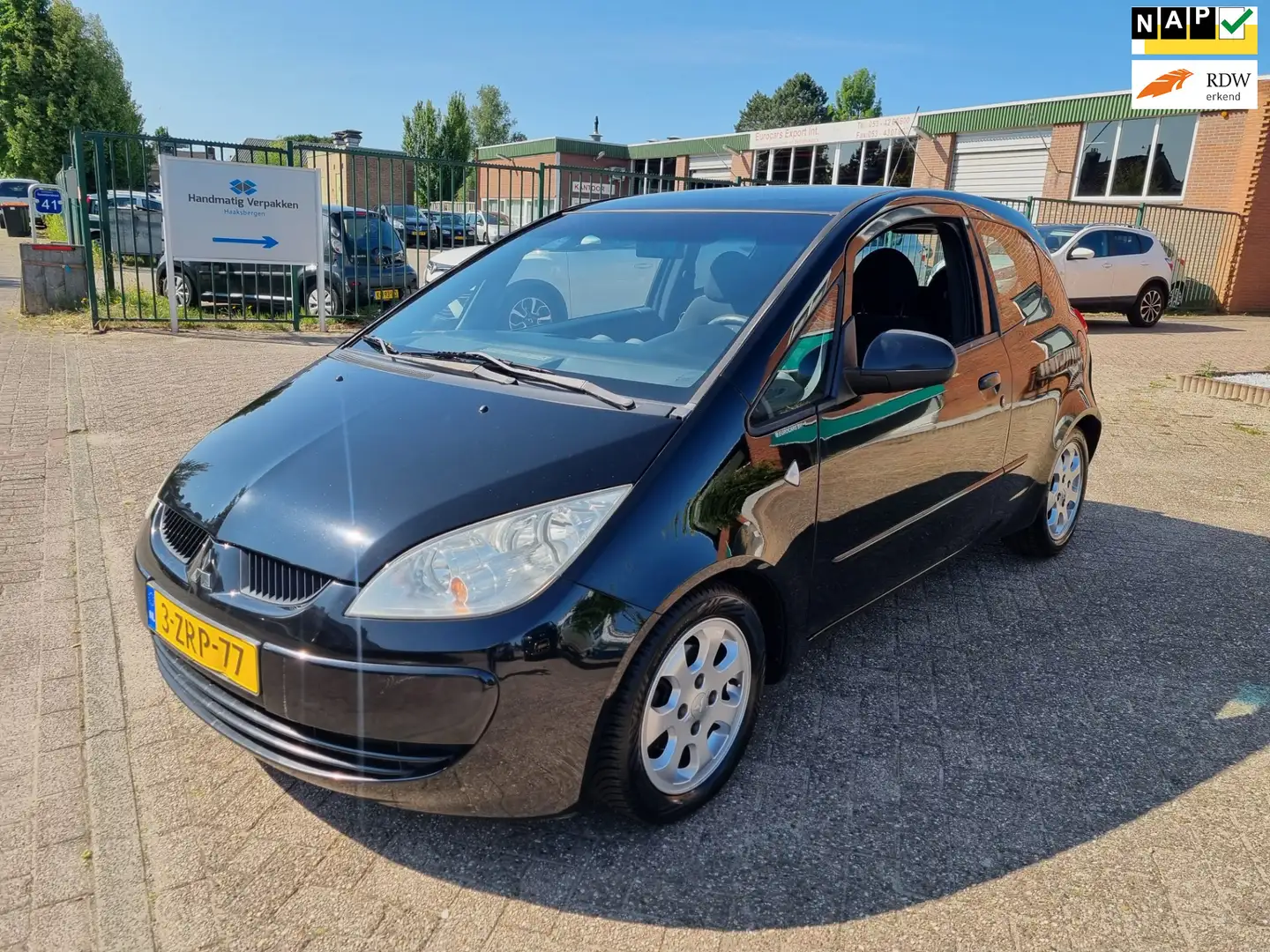 Mitsubishi Colt 1.3 Inform AIRCO Zwart - 1