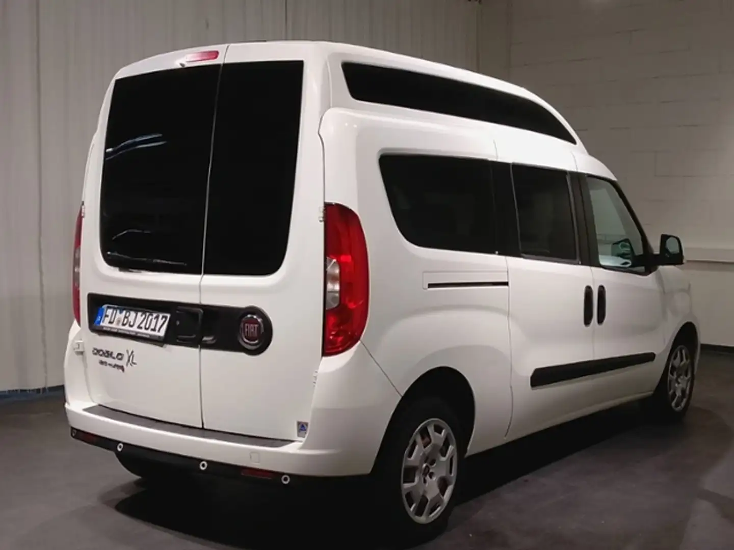 Fiat Doblo 1.6 Multijet SX Maxi XL*ROLLSTUHLUMBAU* Bianco - 2