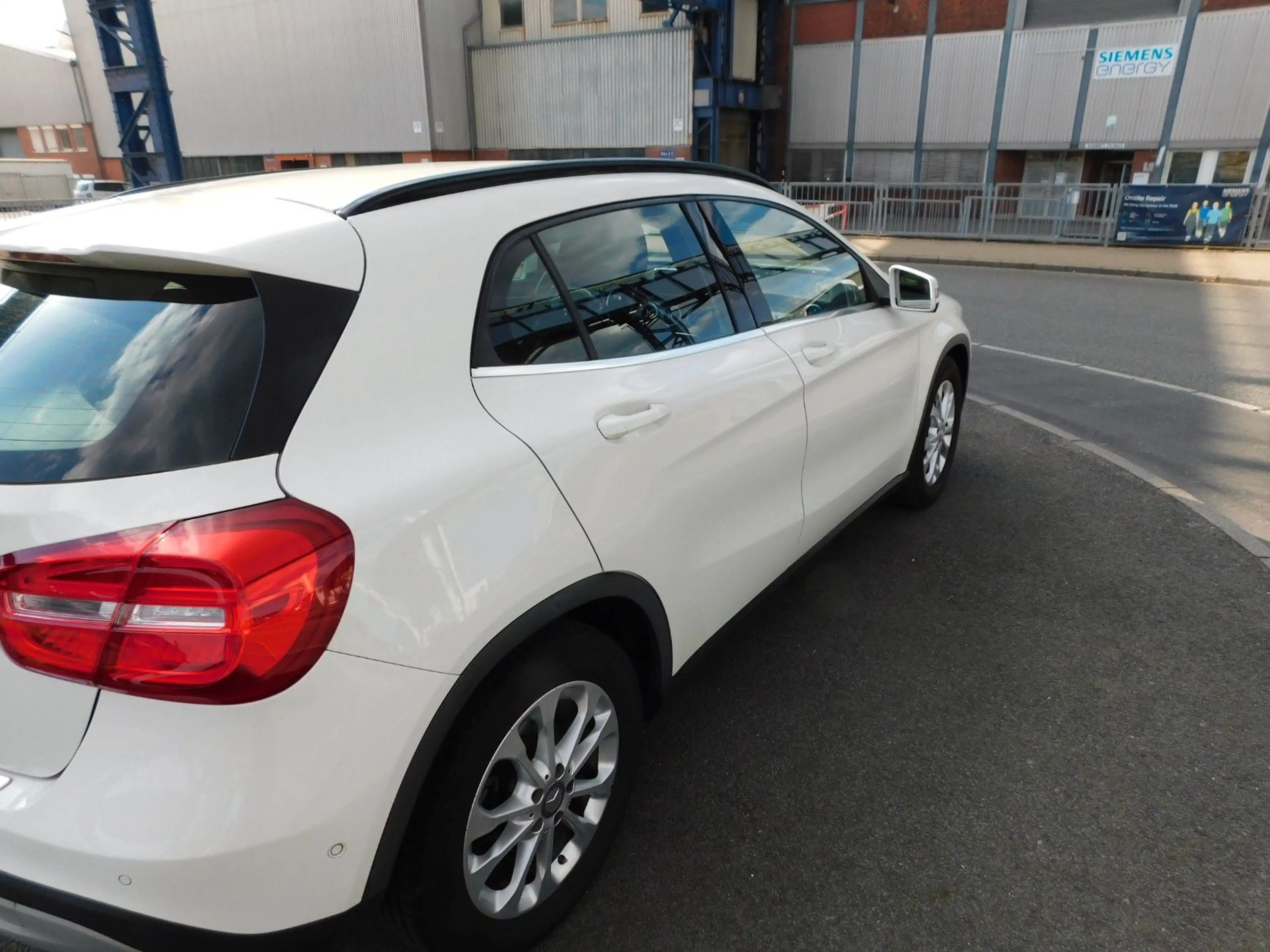 Mercedes-Benz GLA 200 GLA GLA 200 CDI / d — photo 4