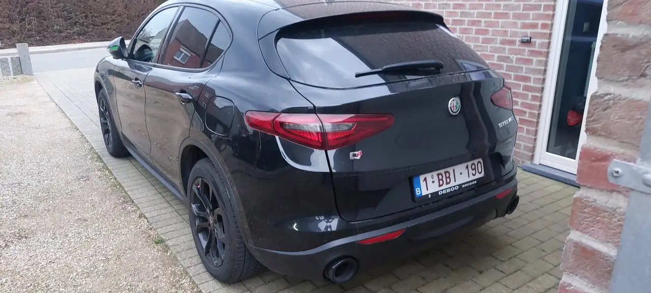 Alfa Romeo Stelvio 2022 — фото 7