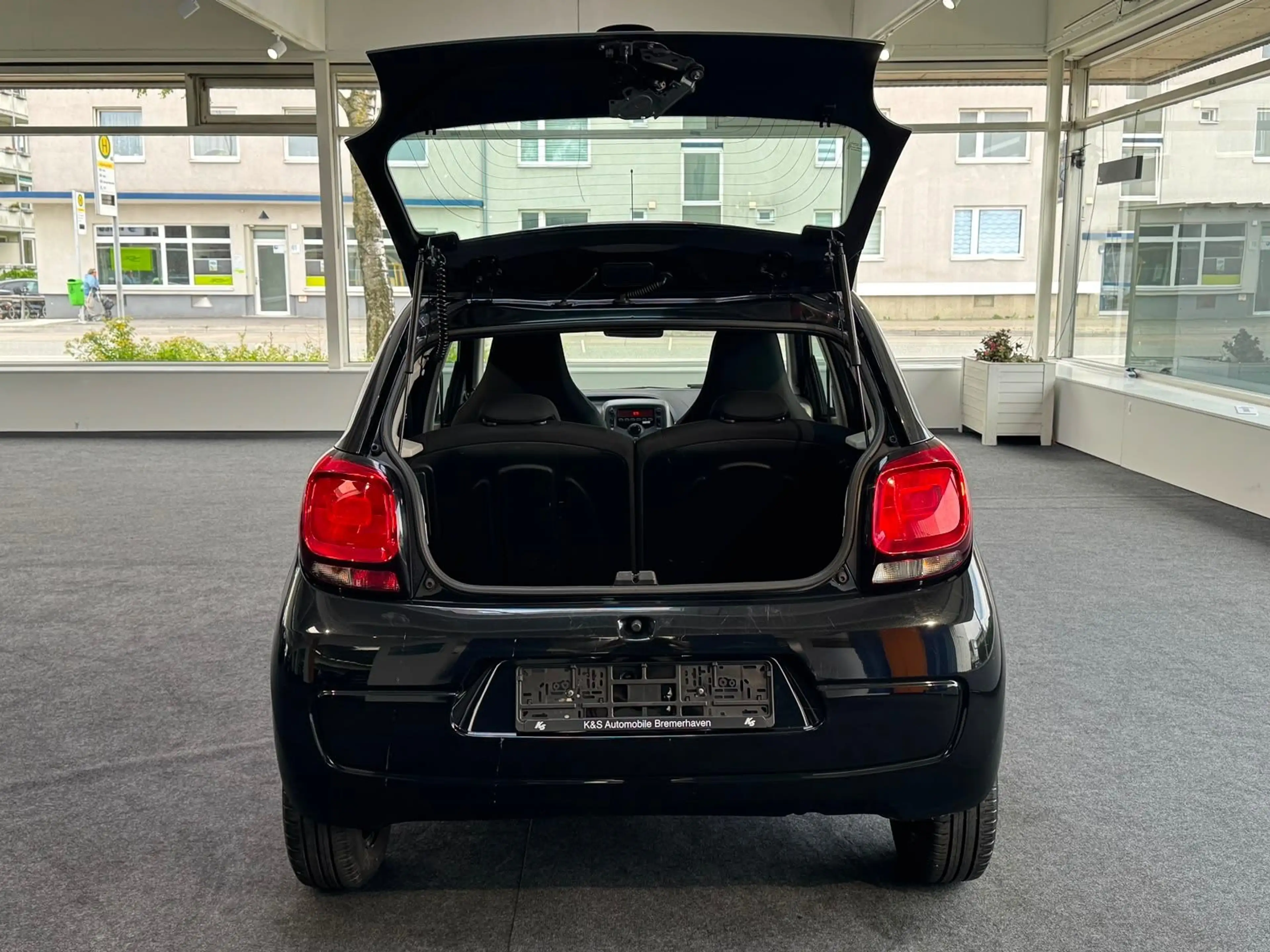 Citroen C1 Feel*TEMPOMAT*KLIMA*NEU HU&AU*ELEKT.FENST* — photo 7