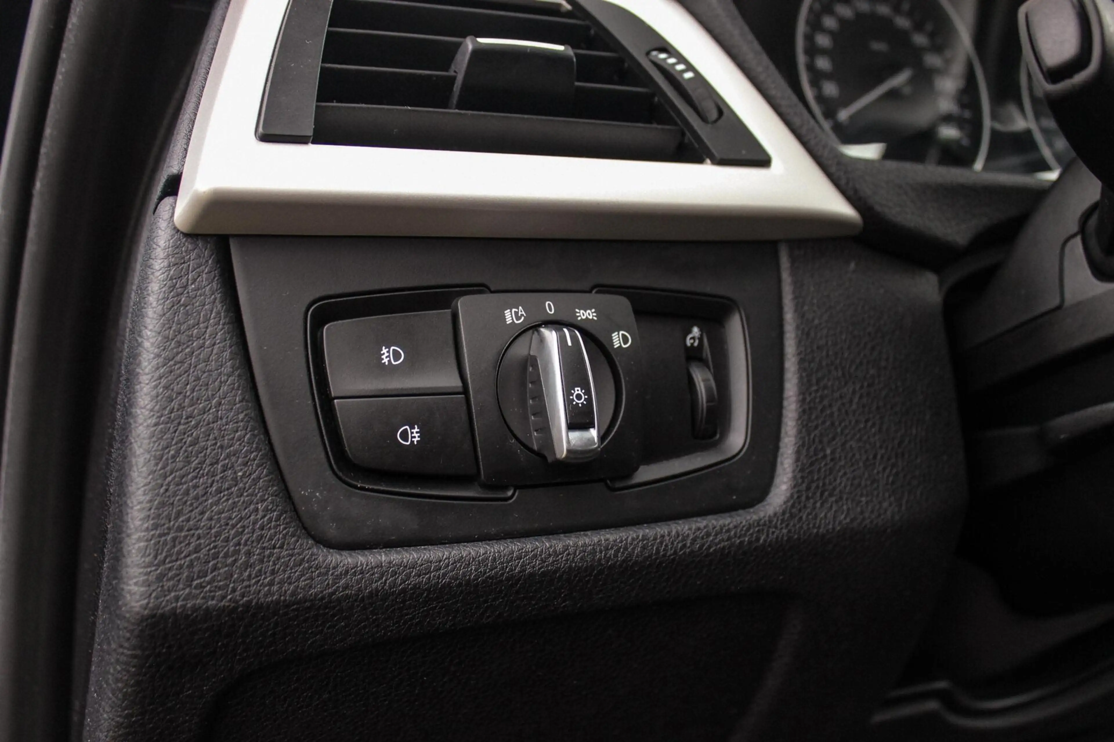 BMW 320 3-serie Touring 320i Executive | Origineel NL | 3e — photo 38