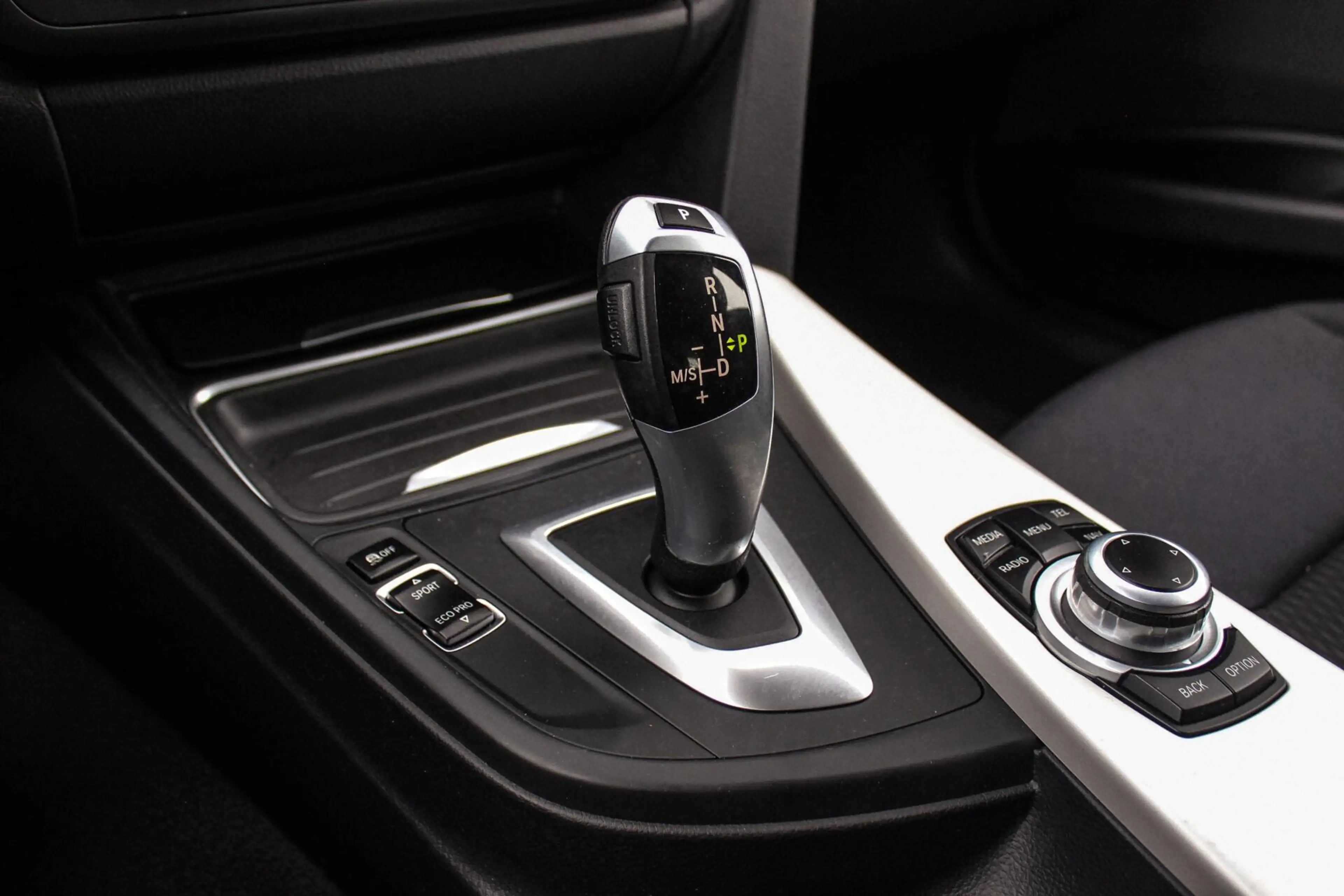 BMW 320 3-serie Touring 320i Executive | Origineel NL | 3e — photo 27