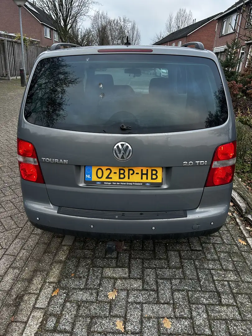 Volkswagen Touran 2.0 TDI DSG Trendline - 2