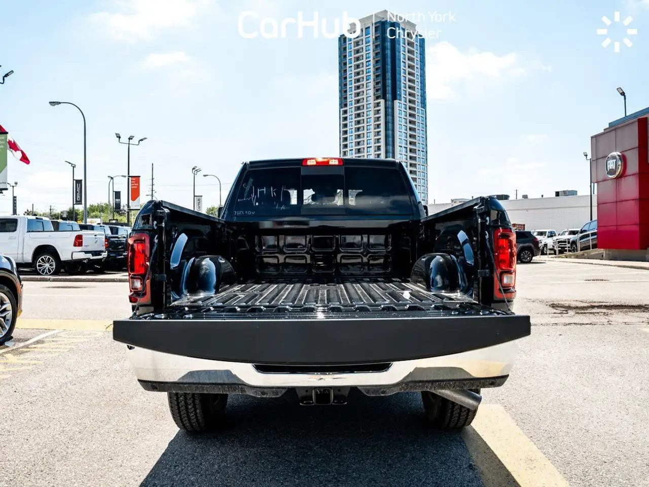 RAM 2500 снимка RAM 2500