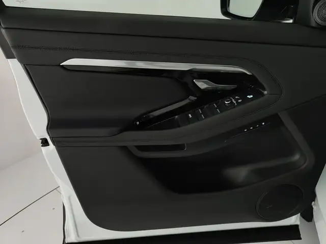 Land Rover Range Rover Evoque view 12