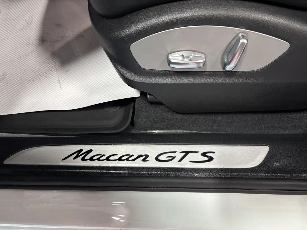 Porsche Macan снимка Porsche Macan