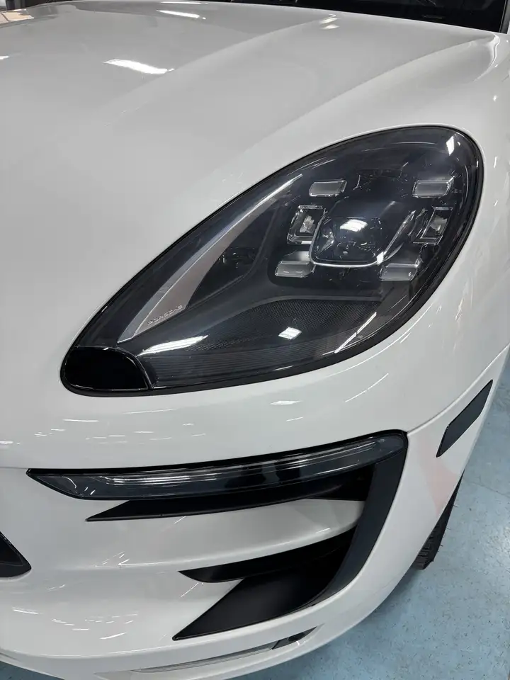 Porsche Macan снимка Porsche Macan