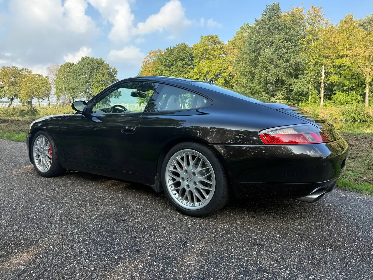 Porsche 996 911 3.4 Coupé Carrera 2, foto 3
