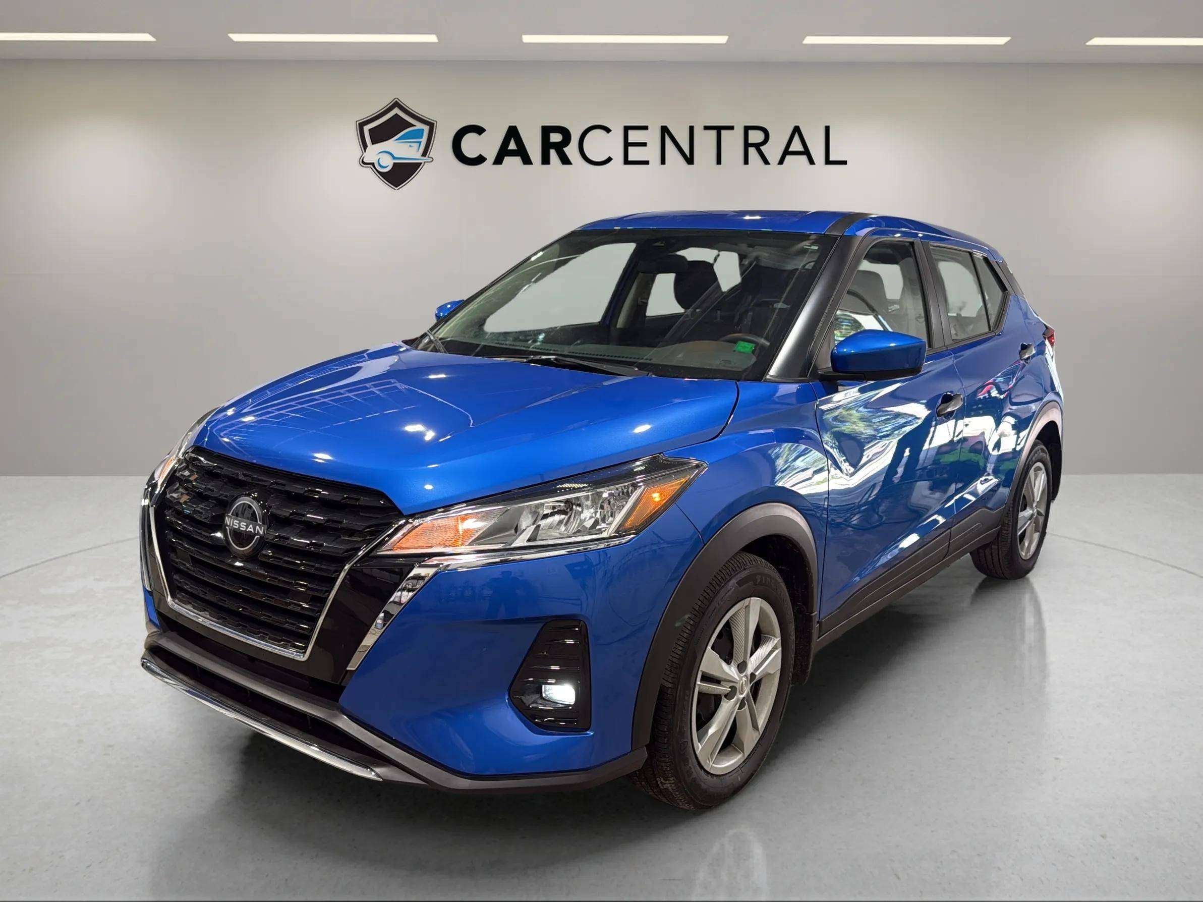Blue 2024 Nissan Kicks SUV / Crossover Front-Wheel Drive Automatic