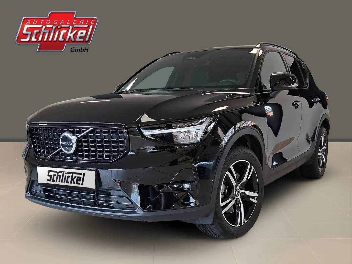 Volvo XC40 B4 Plus Dark Navi AHK ACC LED 360 Kamera Schwarz - 1