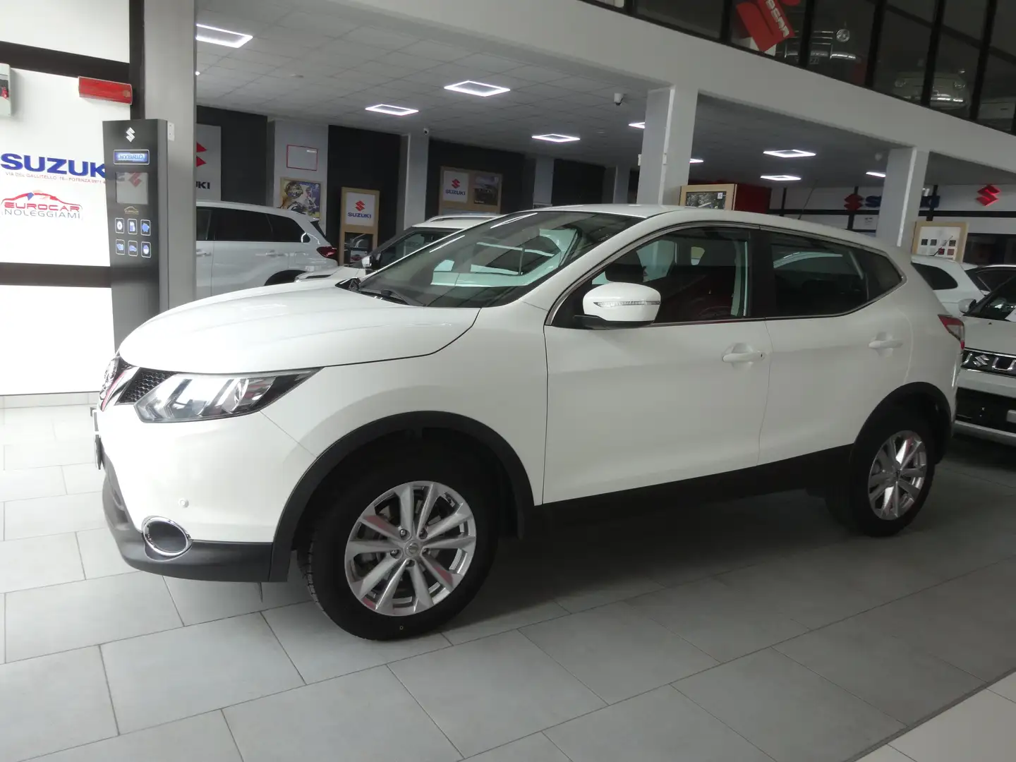 Nissan Qashqai 1.2 DIG-T  116cv 2wd S&S   Tekna Blanc - 2