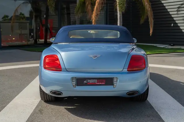 Bentley Continental GT view 9