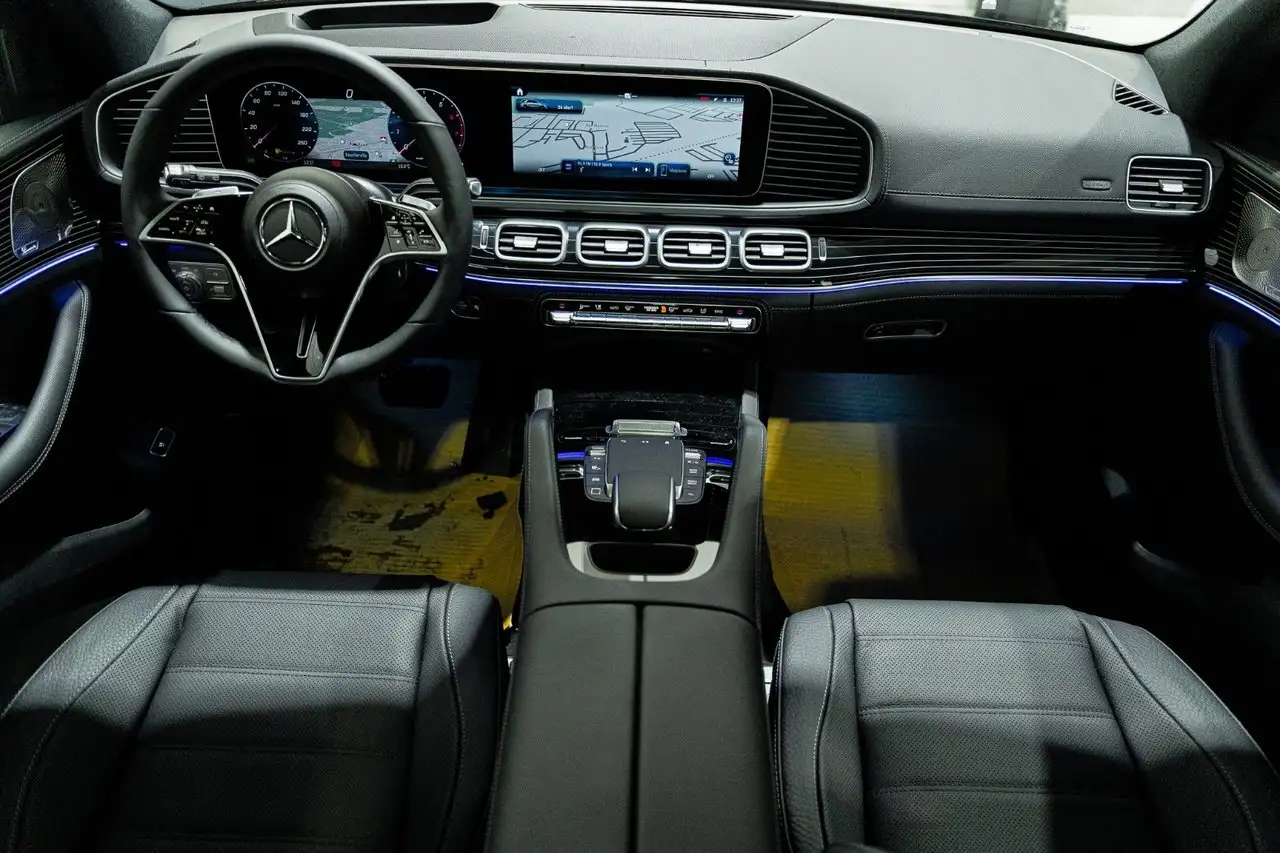Mercedes-Benz GLE снимка Mercedes-Benz GLE