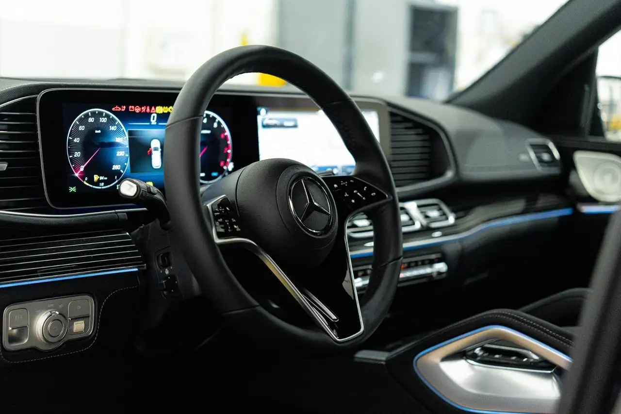 Mercedes-Benz GLE снимка Mercedes-Benz GLE