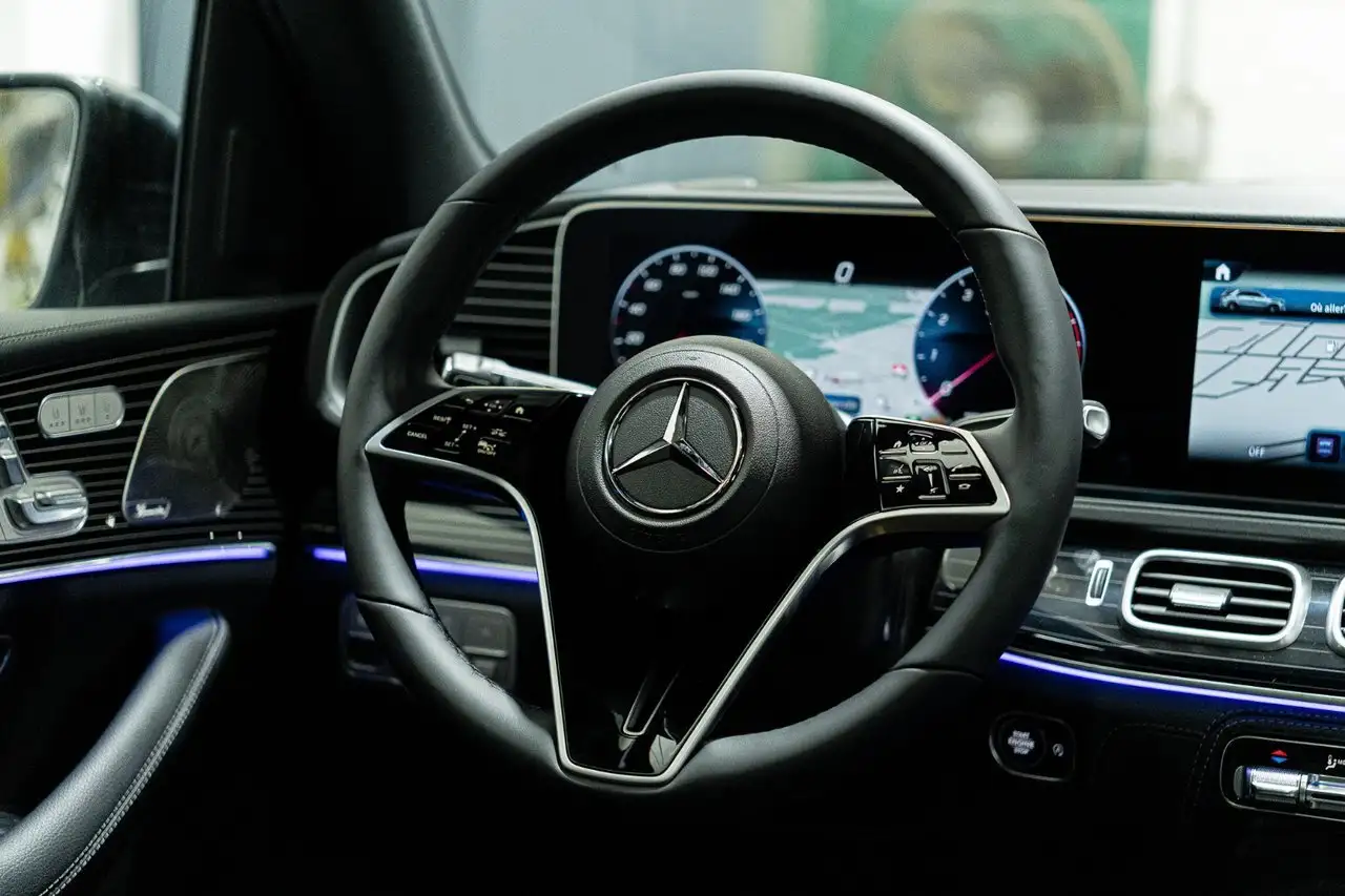 Mercedes-Benz GLE снимка Mercedes-Benz GLE