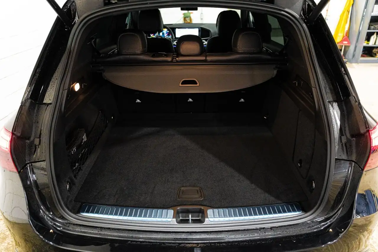 Mercedes-Benz GLE снимка Mercedes-Benz GLE