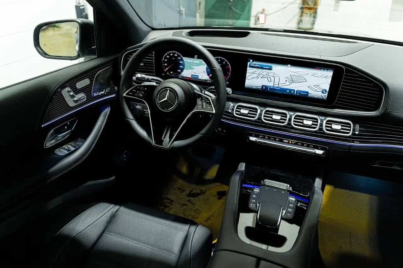 Mercedes-Benz GLE снимка Mercedes-Benz GLE