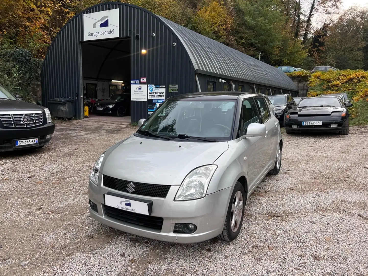 Suzuki Swift 1.3 VVT-i 93cv Limited 3¨me main Gris - 1