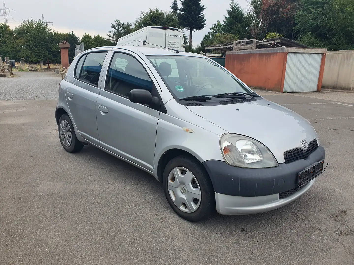 Toyota Yaris Yaris 1.0 tuv neu 2hand klima 4 turig - 1