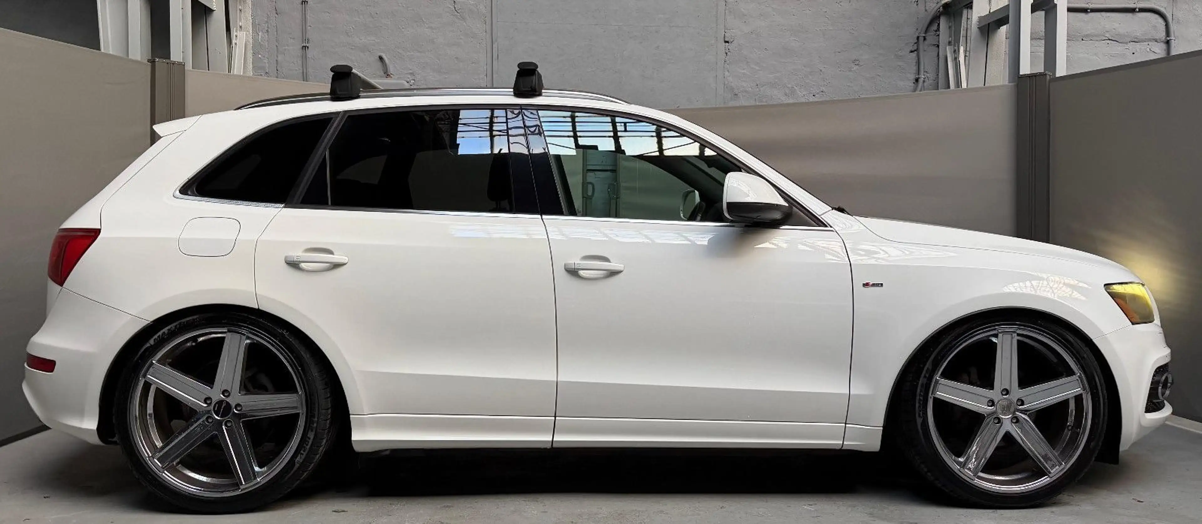 Audi Q5 3.2 FSI S-Line quattro Leder Pano LED — photo 6