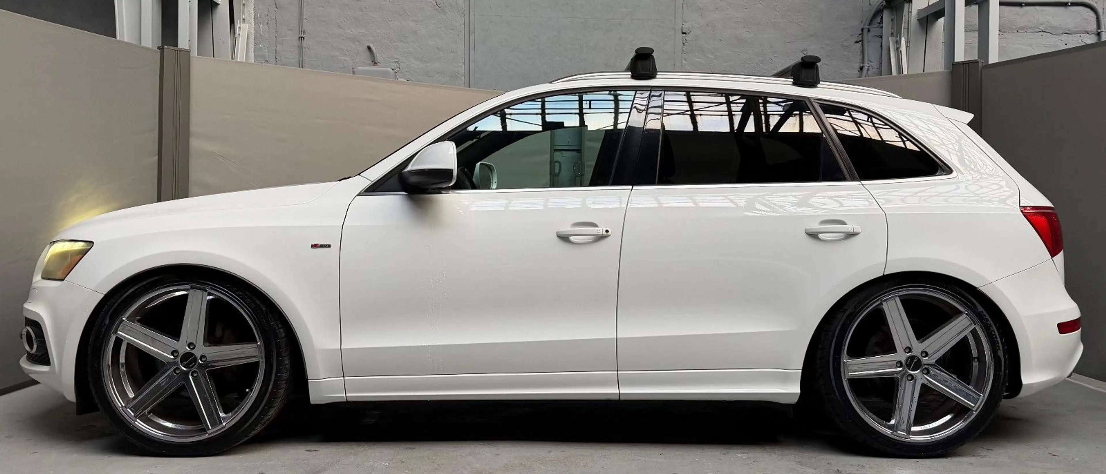 Audi Q5 3.2 FSI S-Line quattro Leder Pano LED — photo 8