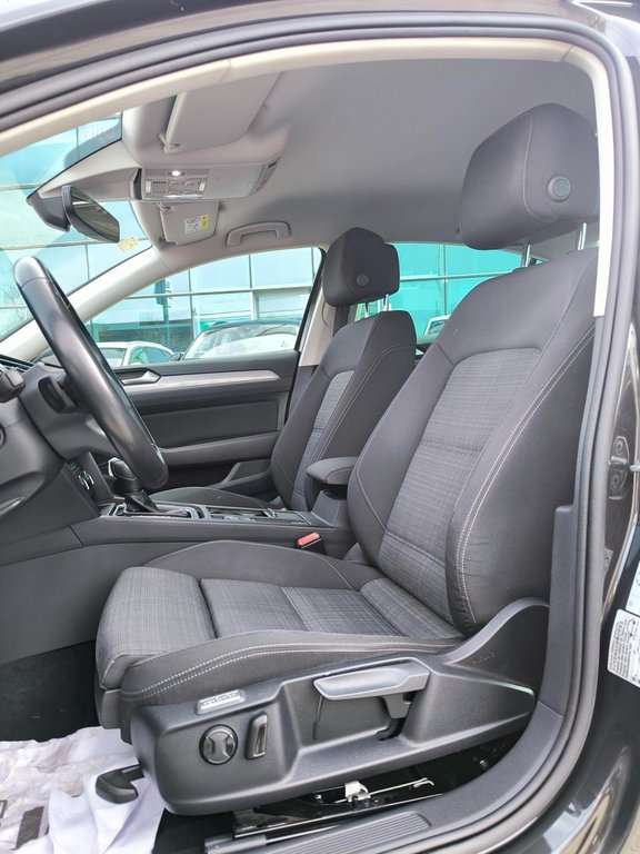 Volkswagen Passat 1.6TDI Executive DSG7 - foto 1