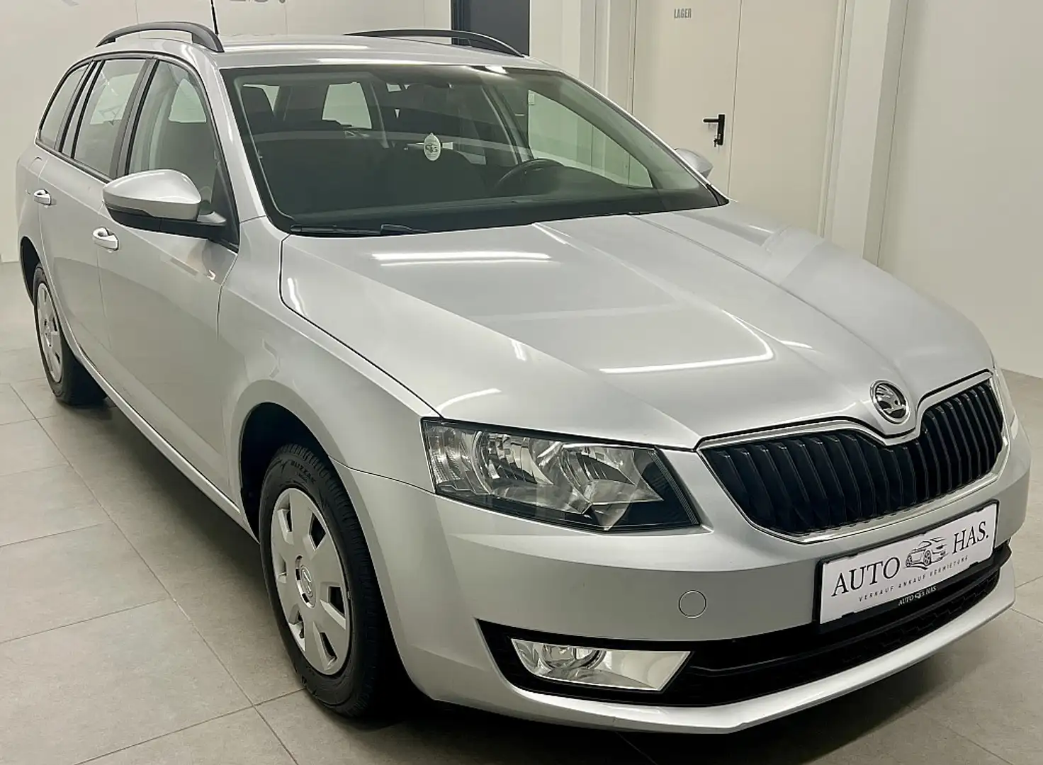 Skoda Octavia Combi 1,6 TDI Ambition 4x4 Argento - 1