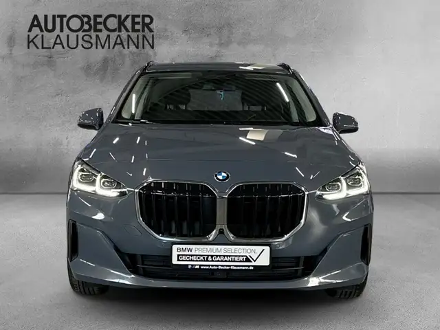 BMW 2 Series view 5