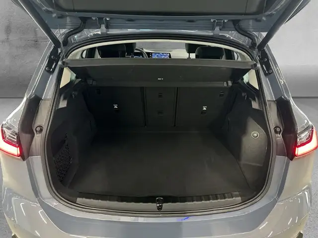 BMW 2 Series view 15