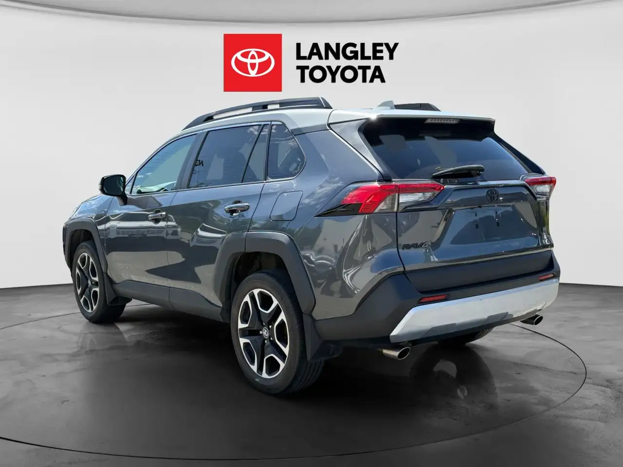Toyota RAV 4 снимка Toyota RAV 4