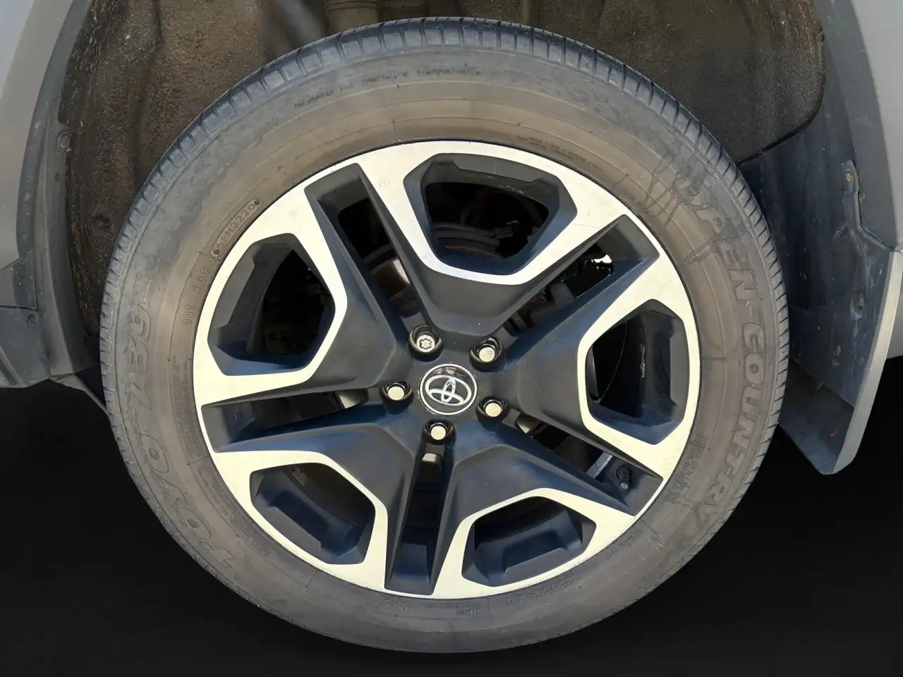 Toyota RAV 4 снимка Toyota RAV 4