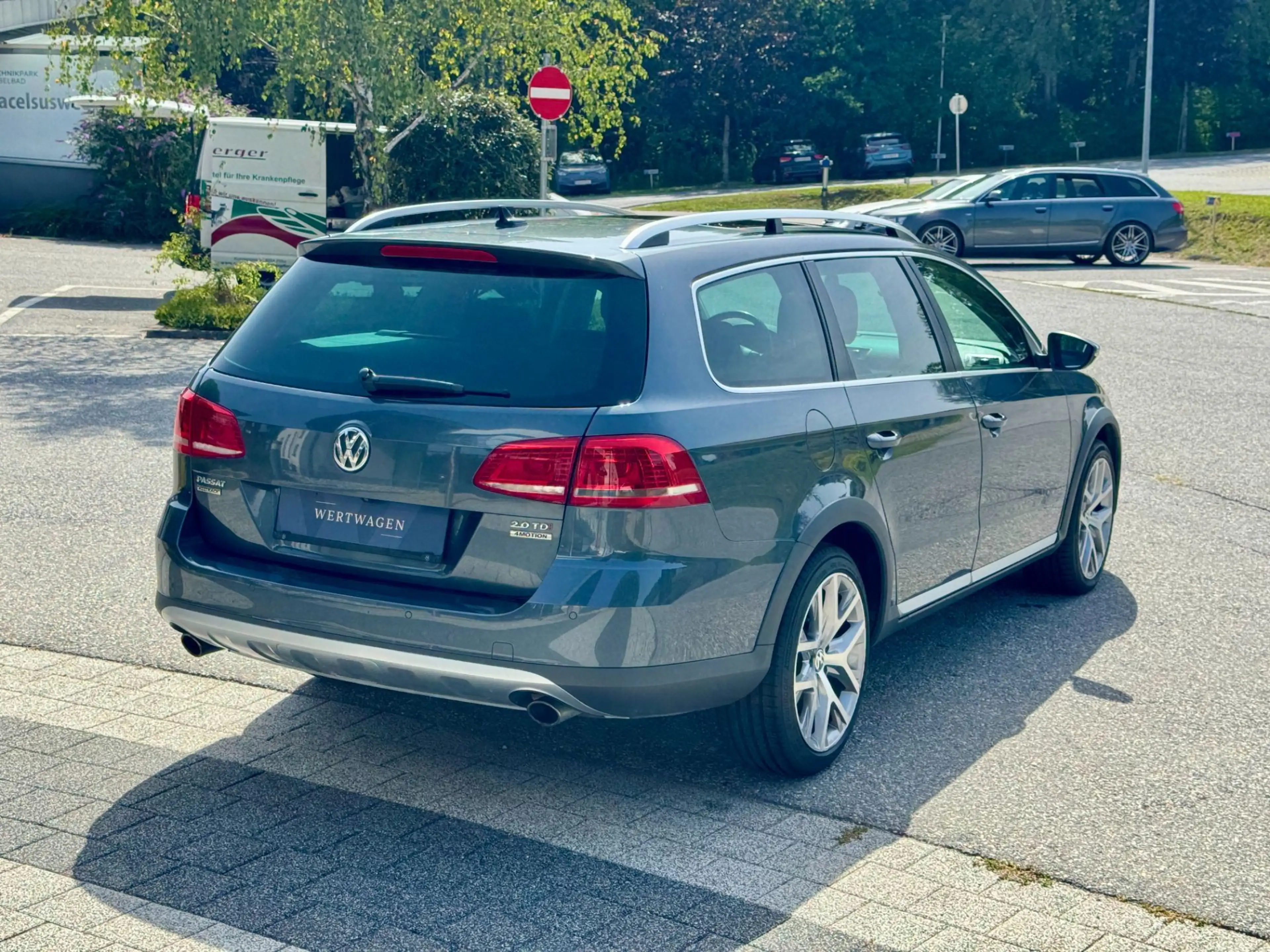 Volkswagen Passat Alltrack BMT Sky 2,0 TDI DPF 4Motion DSG — photo 6