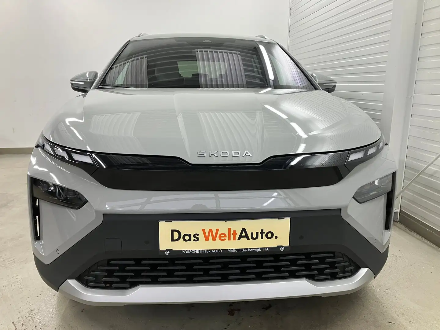 Skoda Elroq 85 Grau - 2