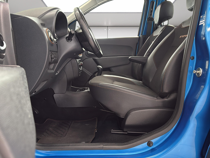 Dacia Dokker 1.2 Stepway Celebration|Navi|Klima|Tempo| — photo 13