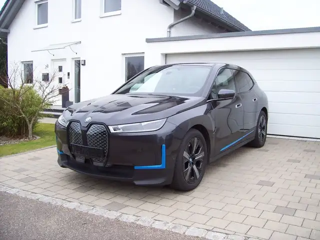 BMW iX xDrive50 Luft/Sky/Soft/360°/ACC/H&K/21"/Laser