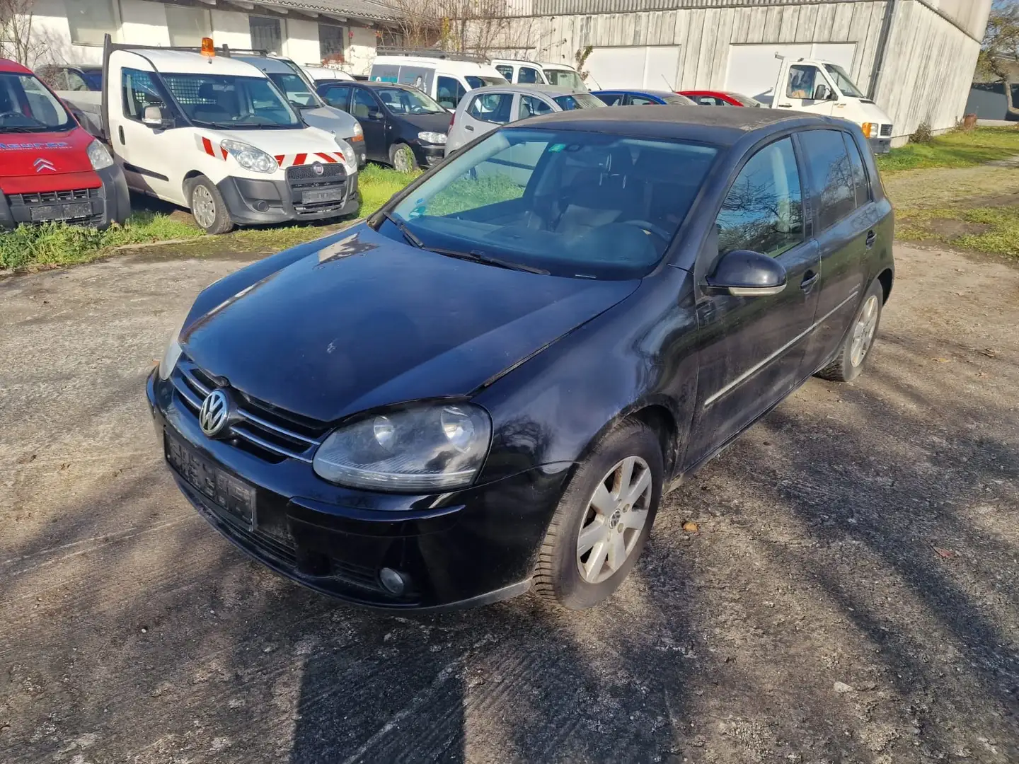 Volkswagen Golf Trendline Blau - 1