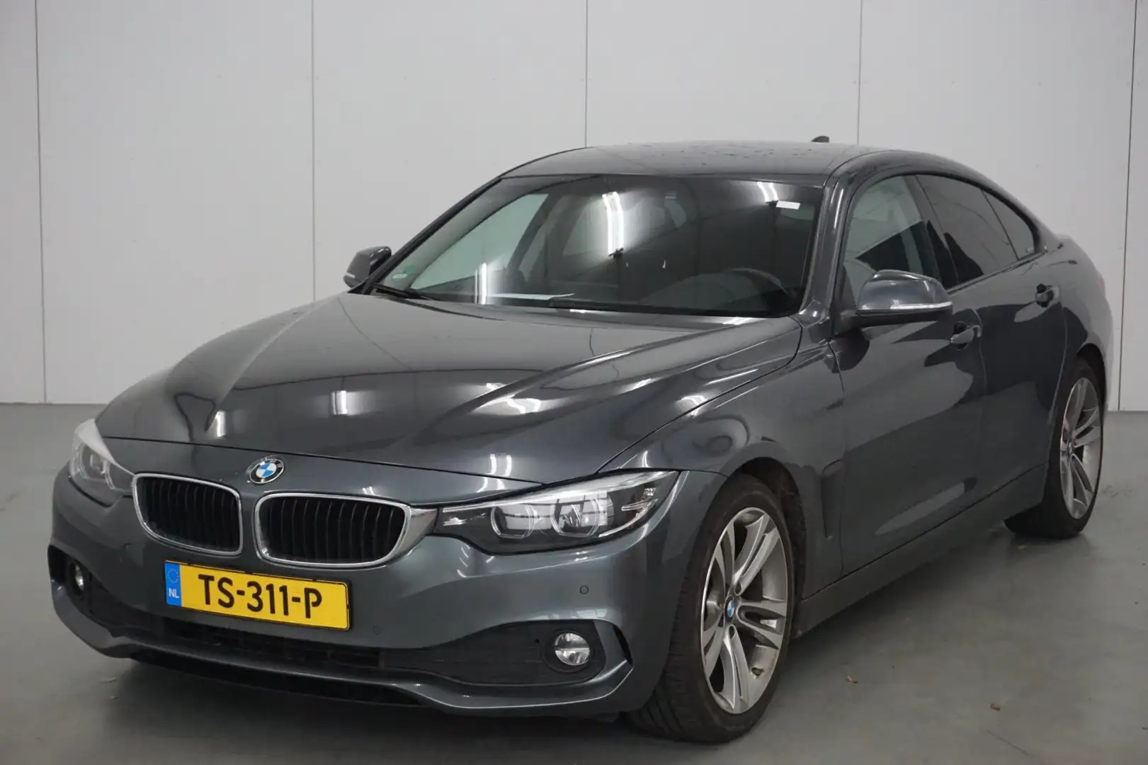 BMW 420 4-serie Gran Coupé 420d Corporate Lease High Execu Grijs - 1