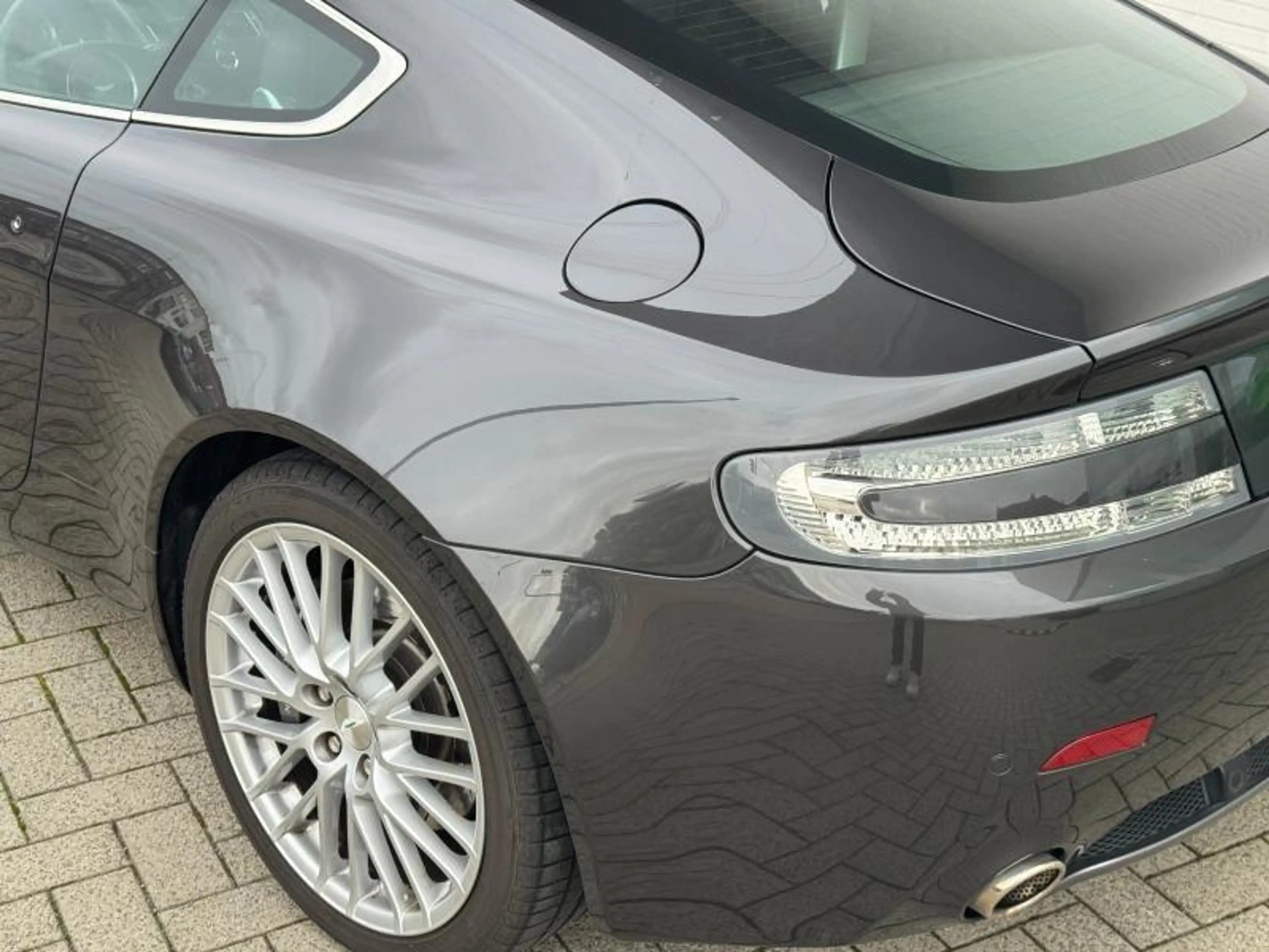 Aston Martin V8 4.7l Sportshift — photo 9