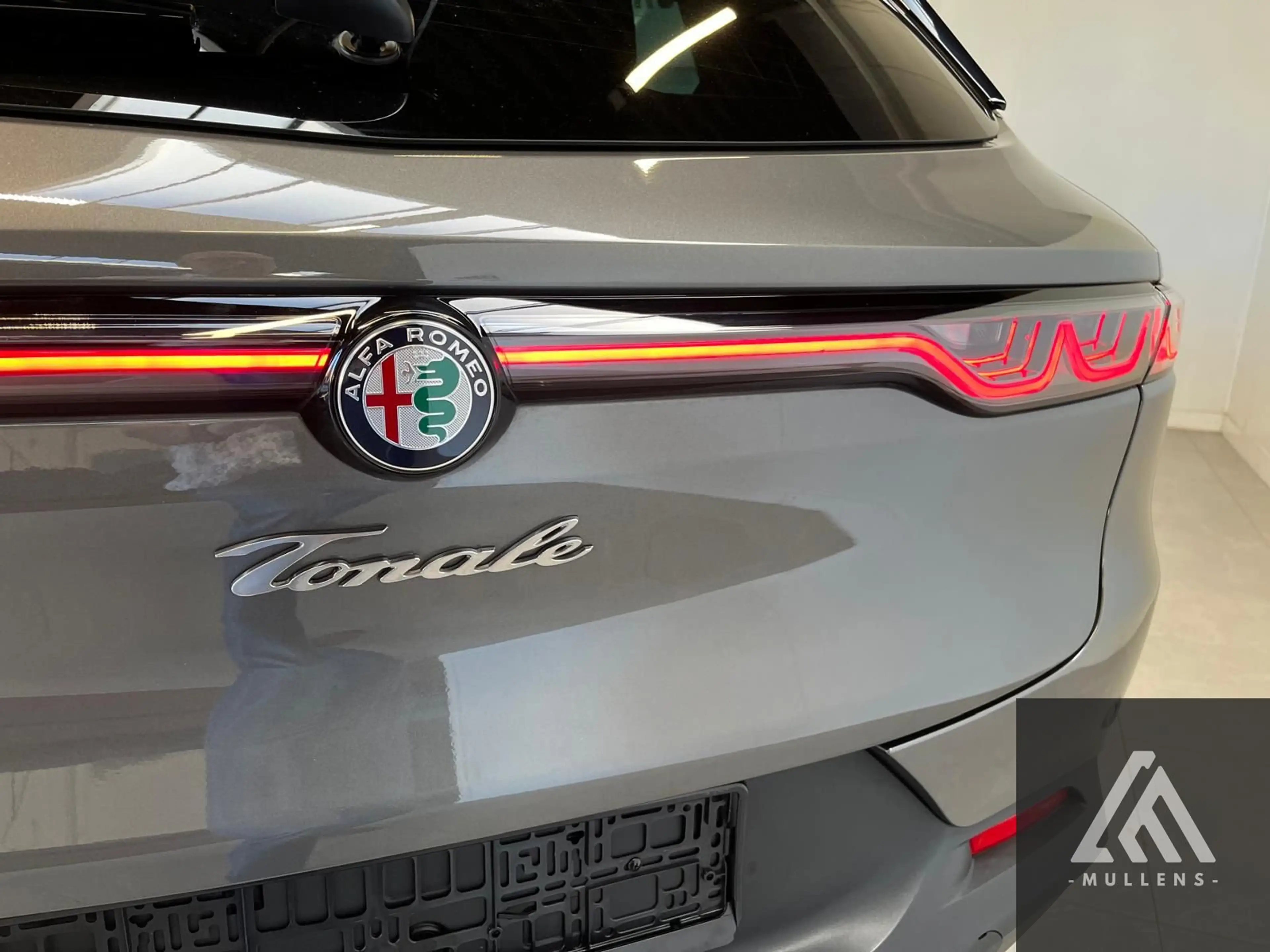 Alfa Romeo Tonale PHEV AT6e Q4 Sprint — photo 8