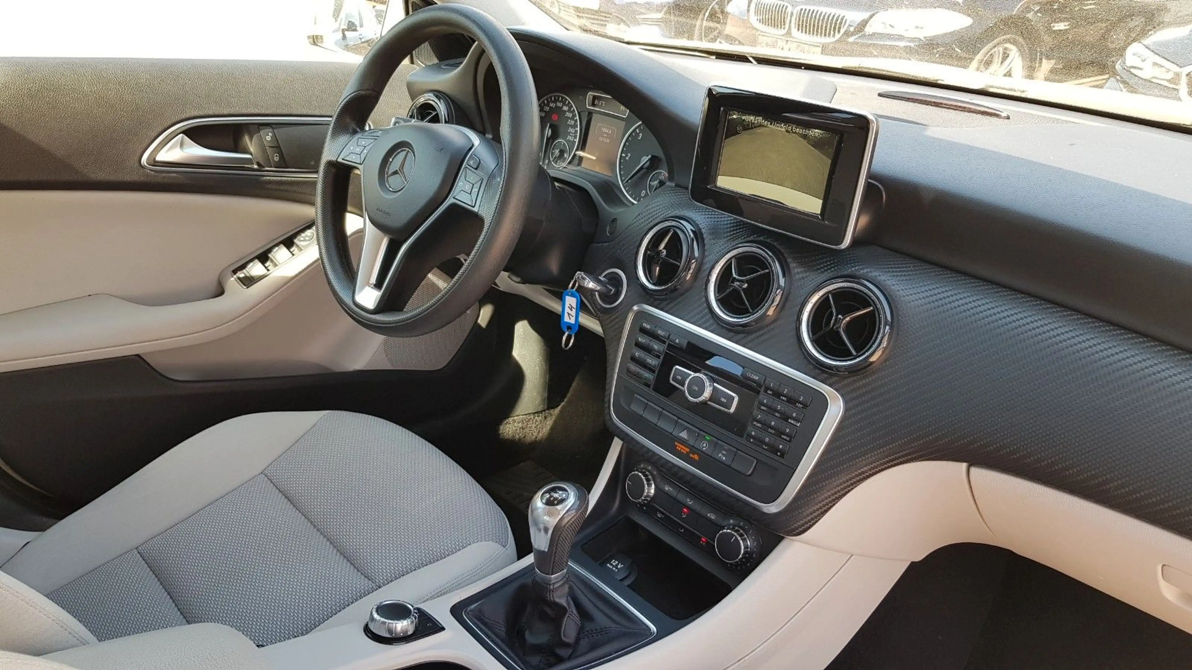 Mercedes-Benz GLA 180 CDI / d — photo 9