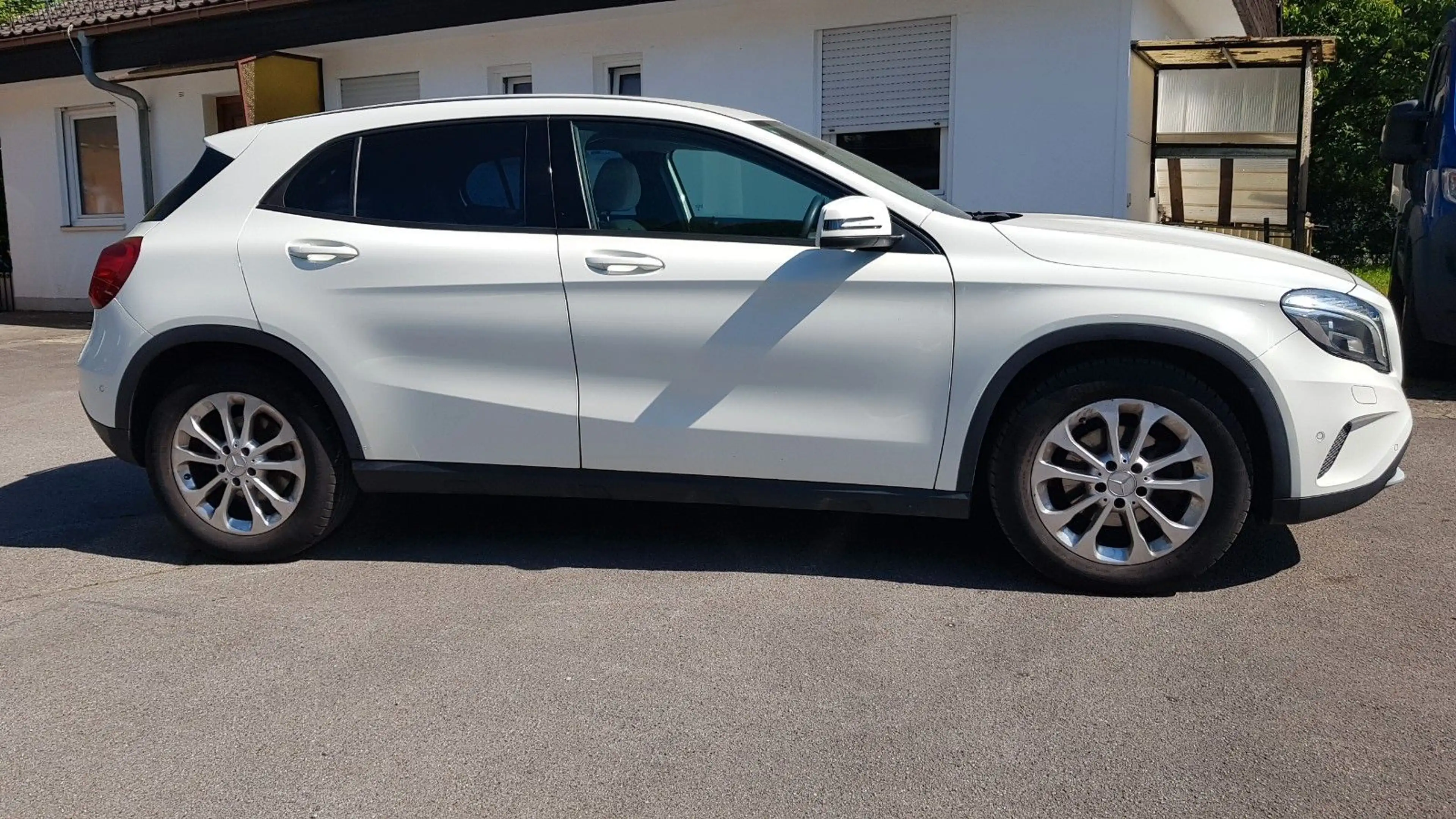 Mercedes-Benz GLA 180 CDI / d — photo 5