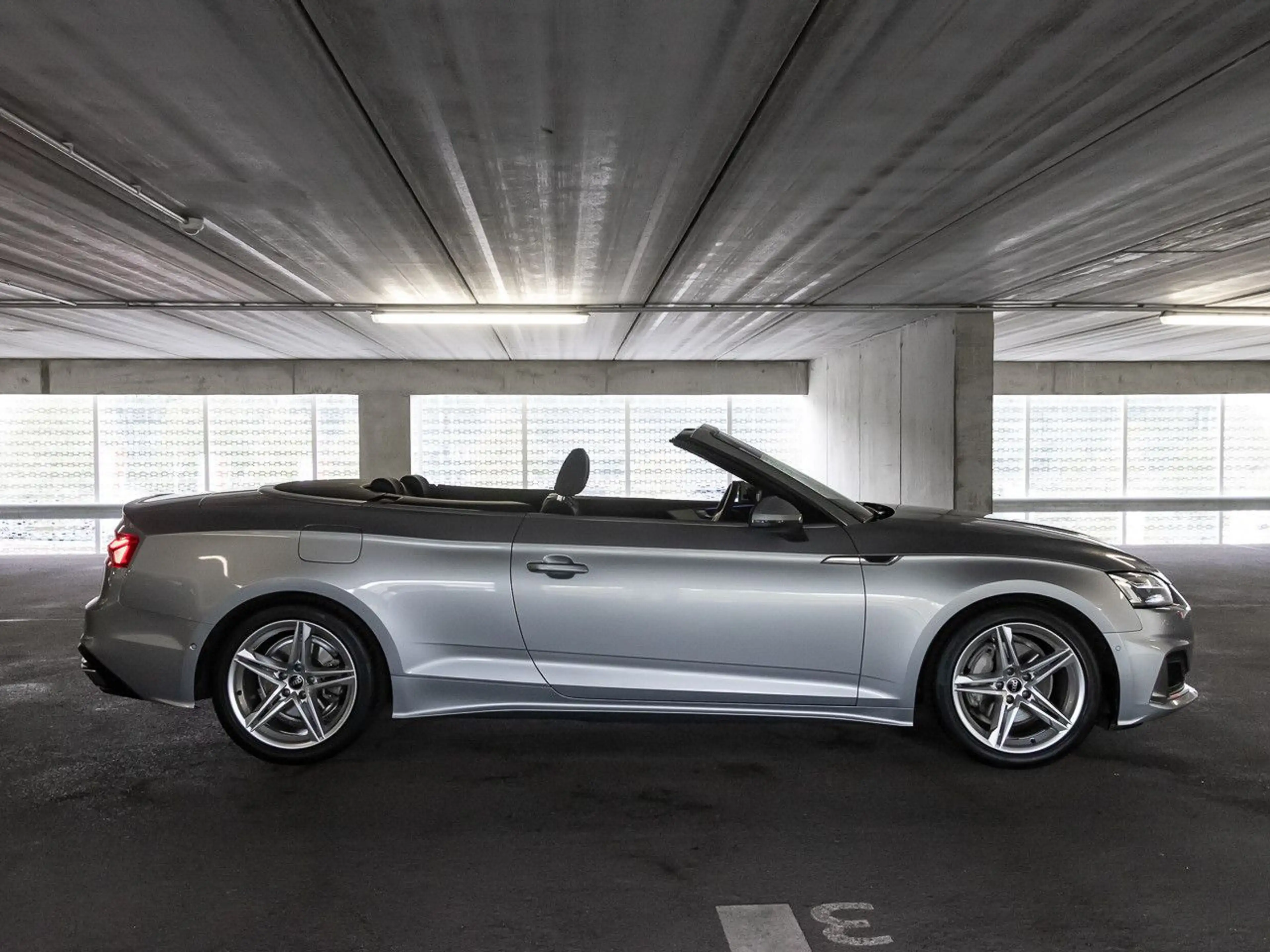 Audi A5 advanced 40 TFSI Kamera ACC CarPlay — photo 6